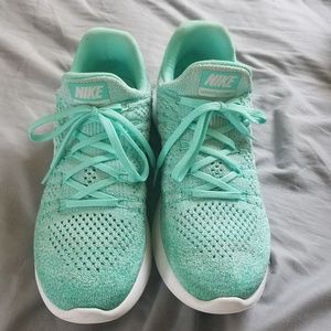 nike lunarepic low flyknit 2